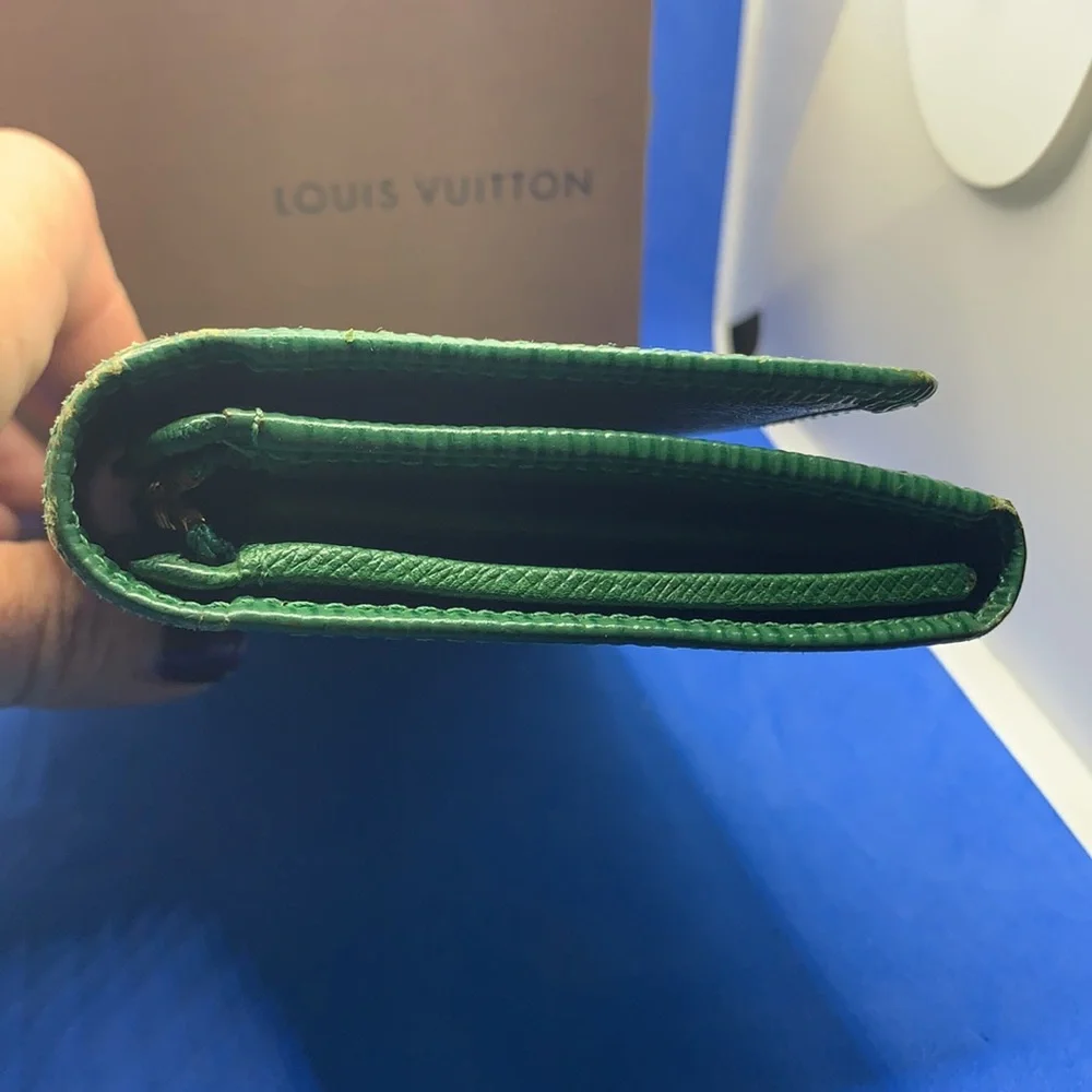 Louis Vuitton Epi vintage Tresor wallet - Picture 11 of 12